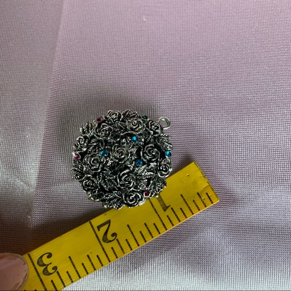 Vintage Floral Silver Tone Bulky Rose Pendant - Picture 2 of 5